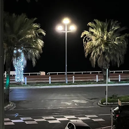Luxe & Design Vue Sur La Promenade Des Apartamento